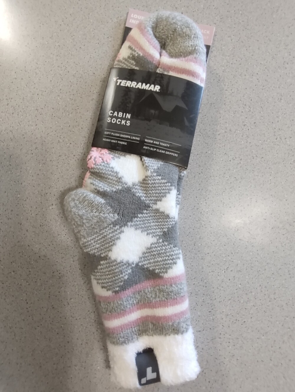 New!*Cabin Socks
